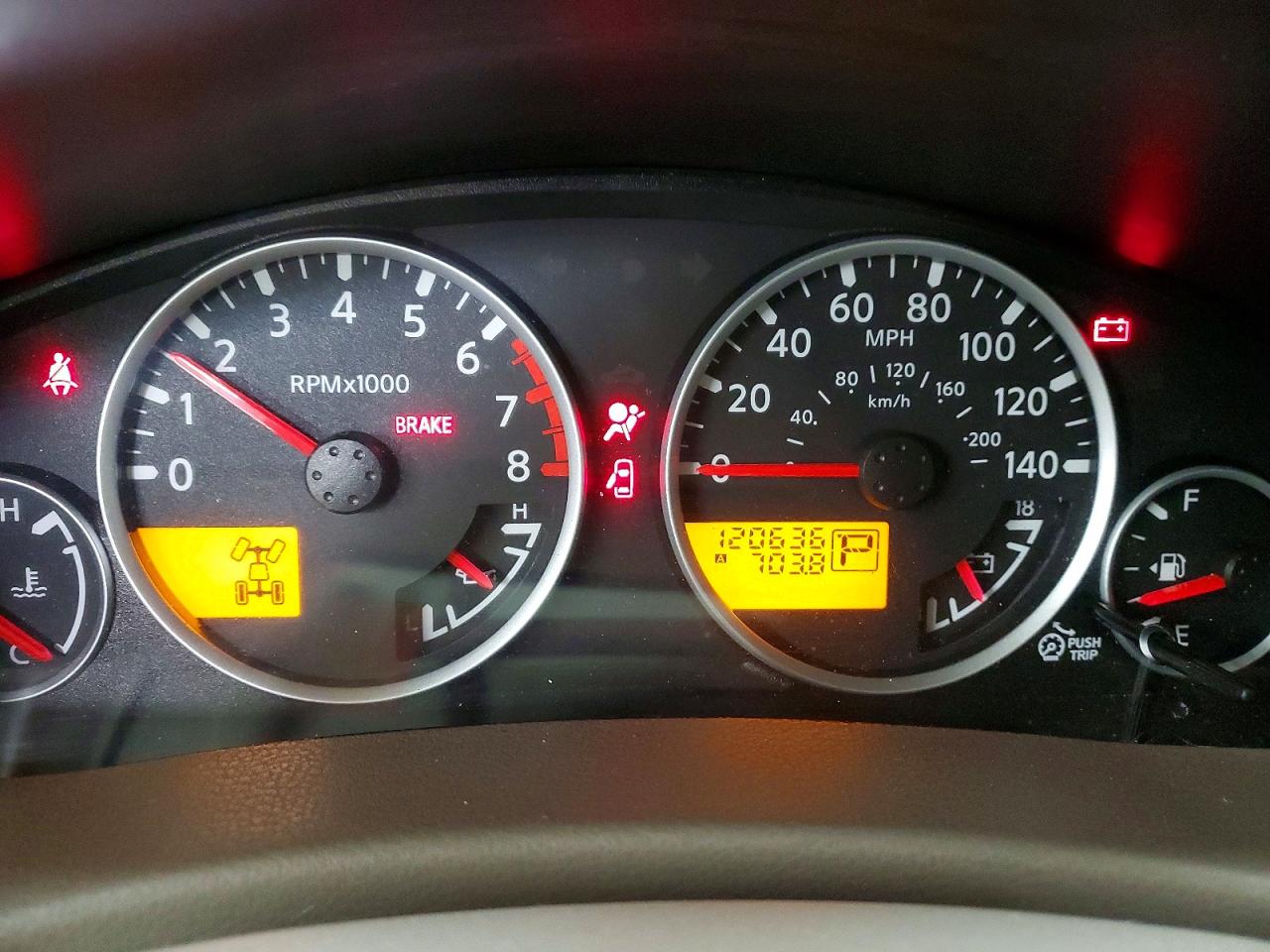 Nissan Pathfinder S