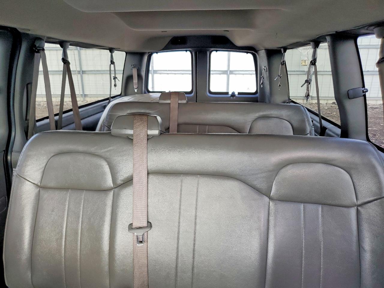 Chevrolet Express Ls