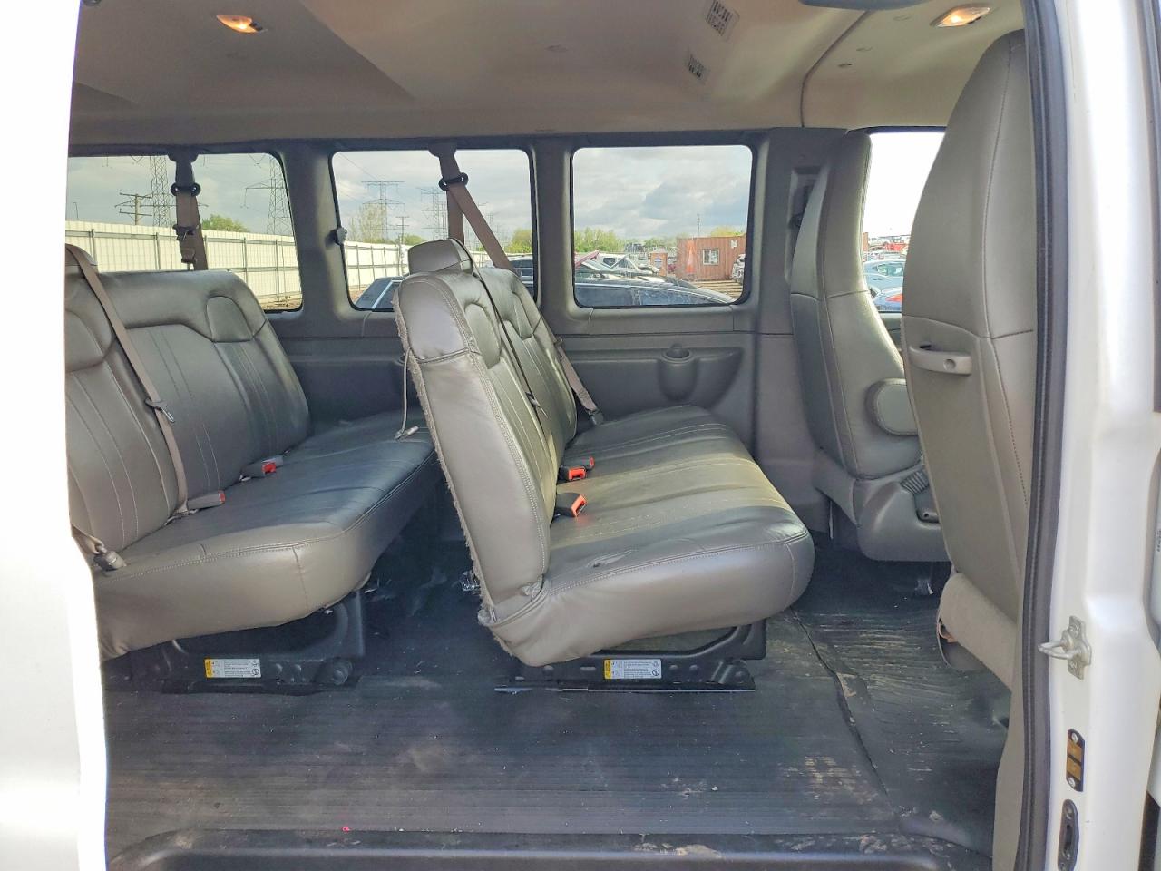 Chevrolet Express Ls
