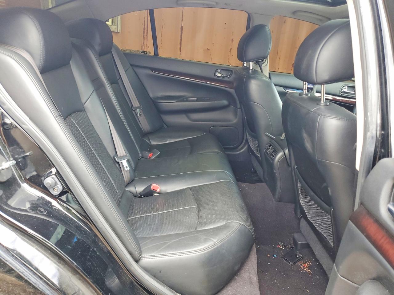 INFINITI G37 X