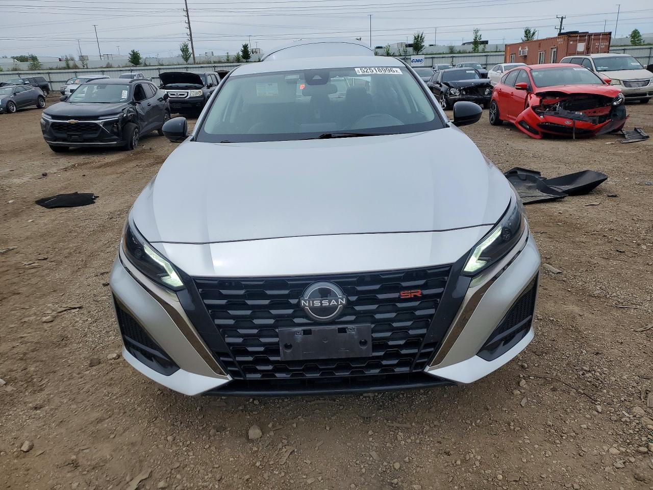 Nissan Altima Sr