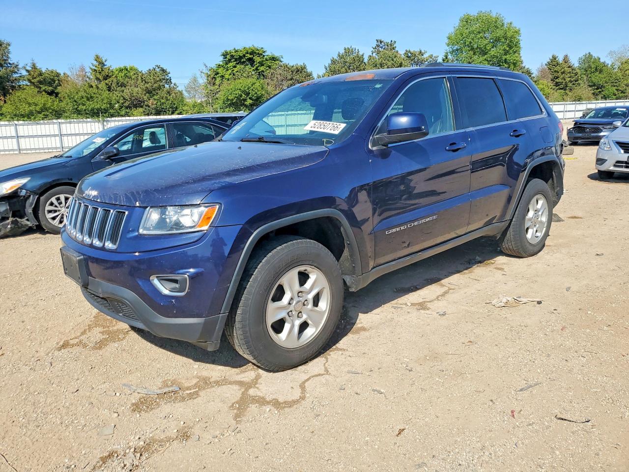 Salvage Jeep Grand Cherokee Image