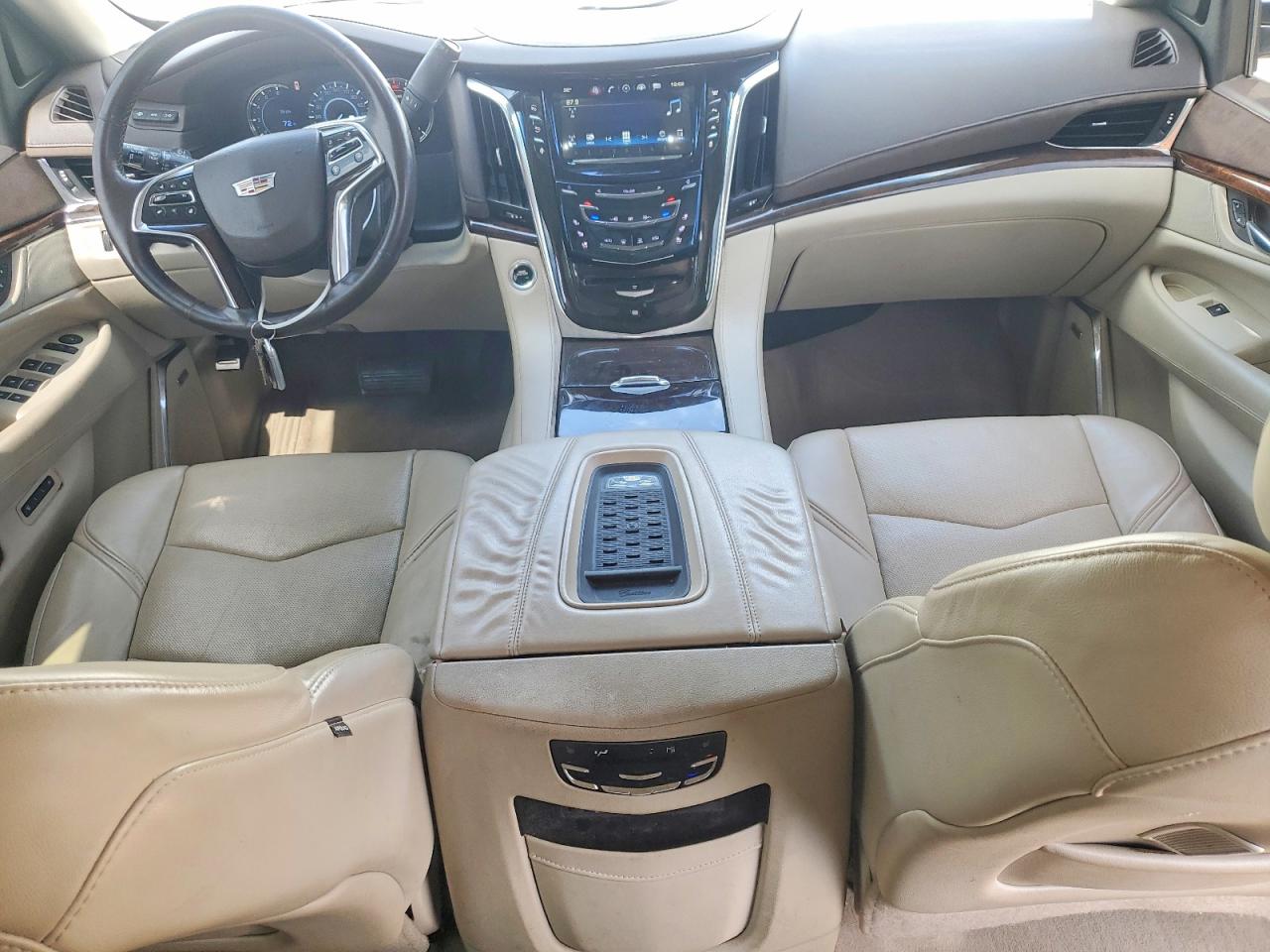 Cadillac Escalade Luxury
