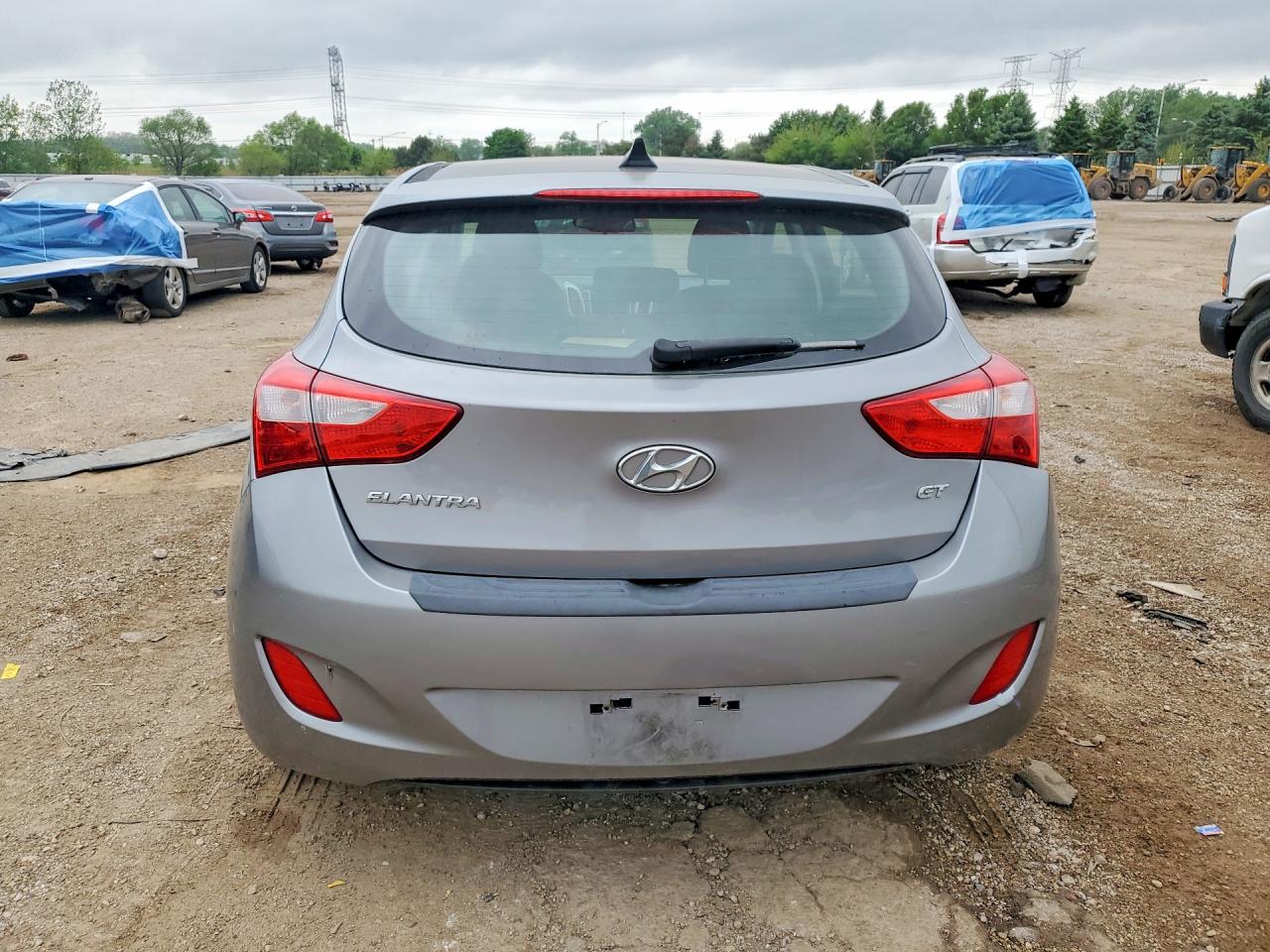 Hyundai ELANTRA Base