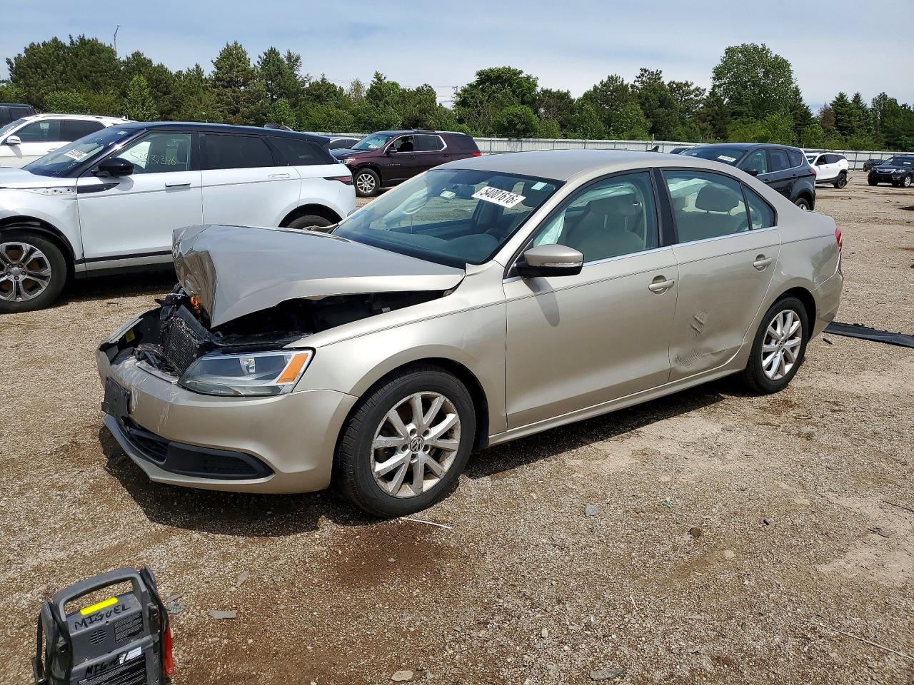 Salvage Volkswagen Jetta Image