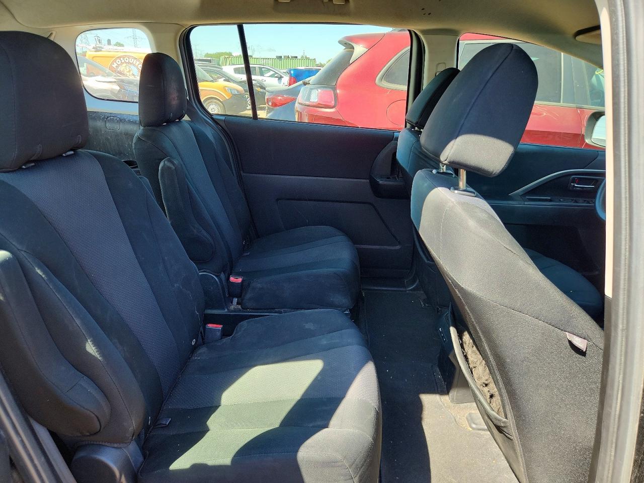 Mazda 5 Sport