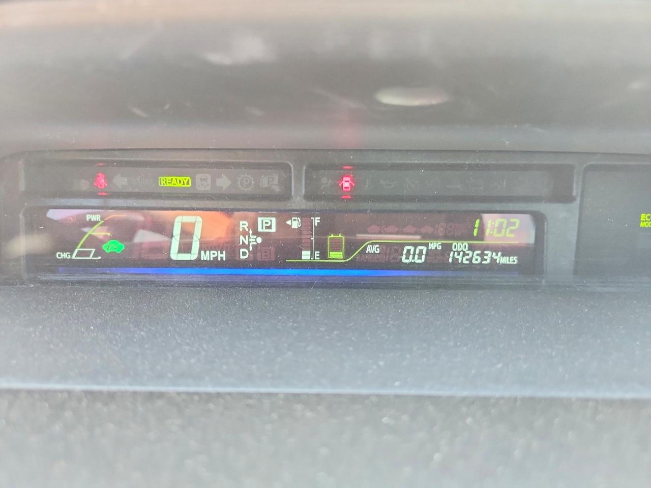 Toyota Prius v Two