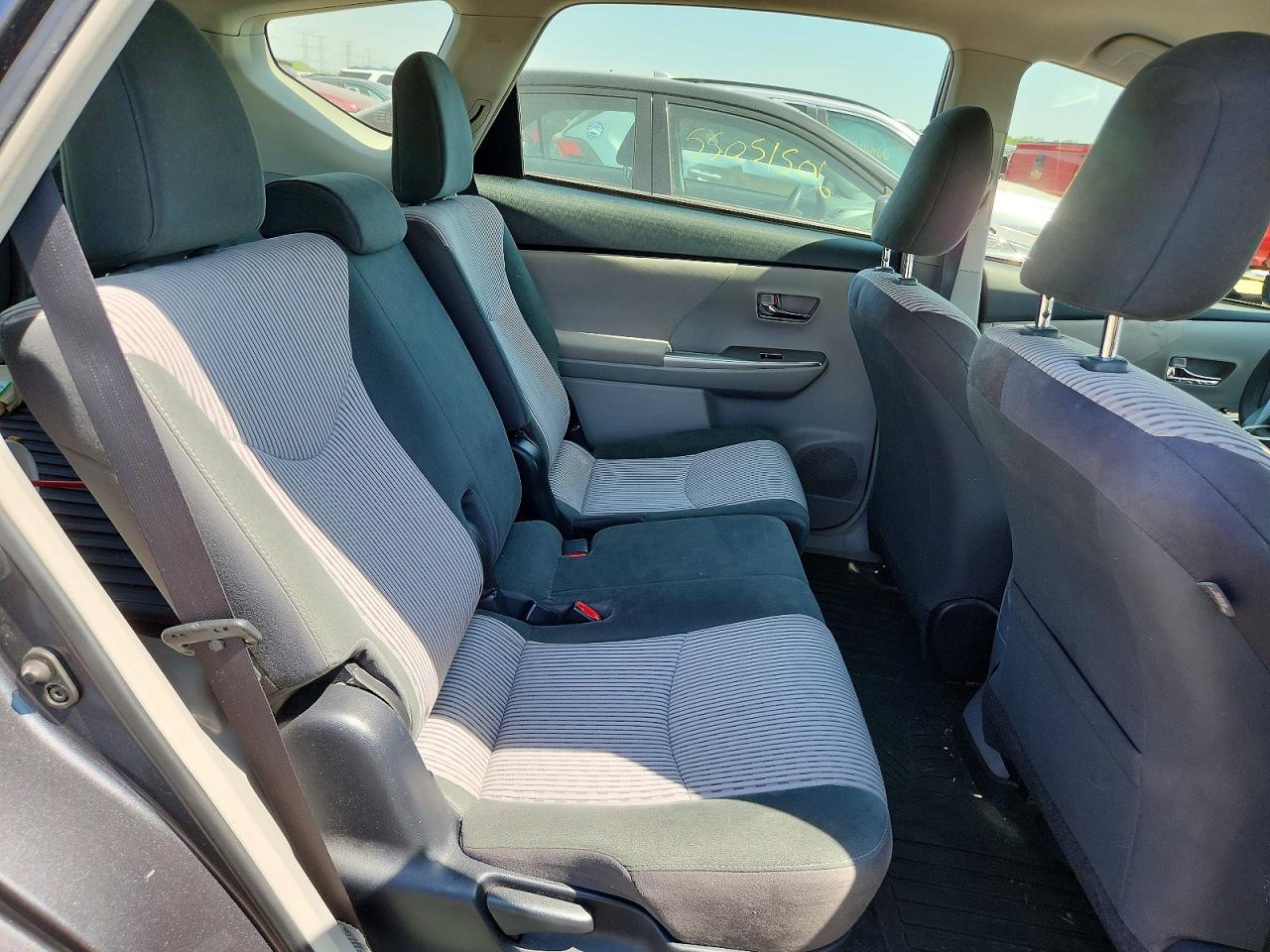 Toyota Prius v Two