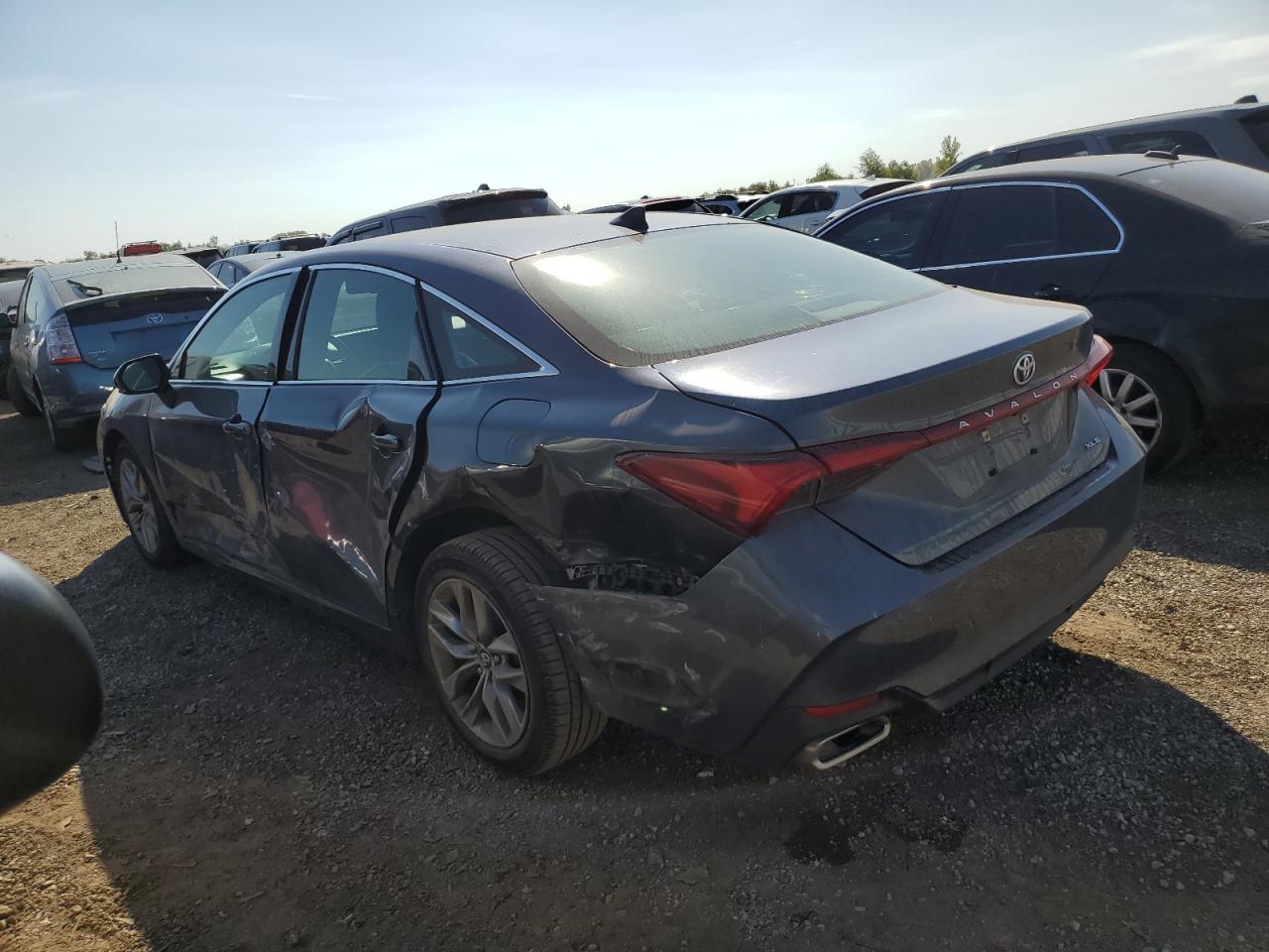 Toyota Avalon Xle