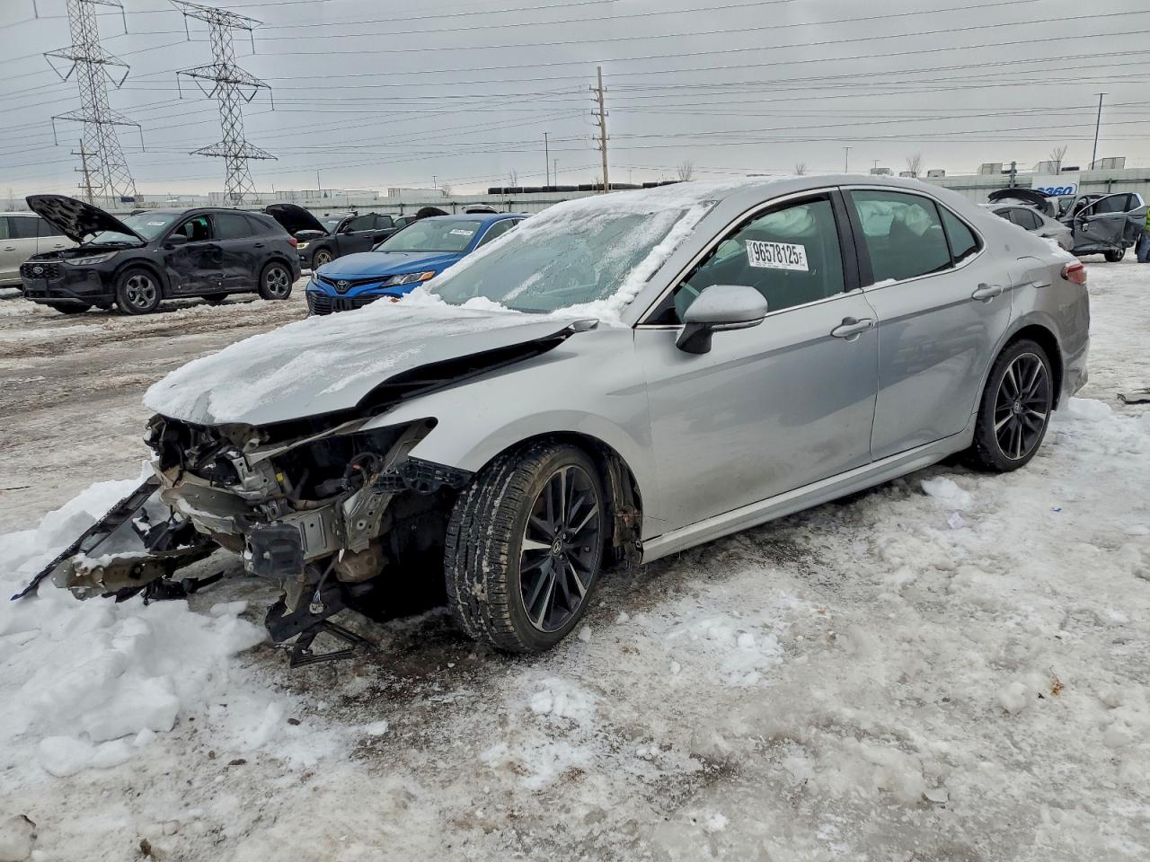 Salvage Toyota Camry Image