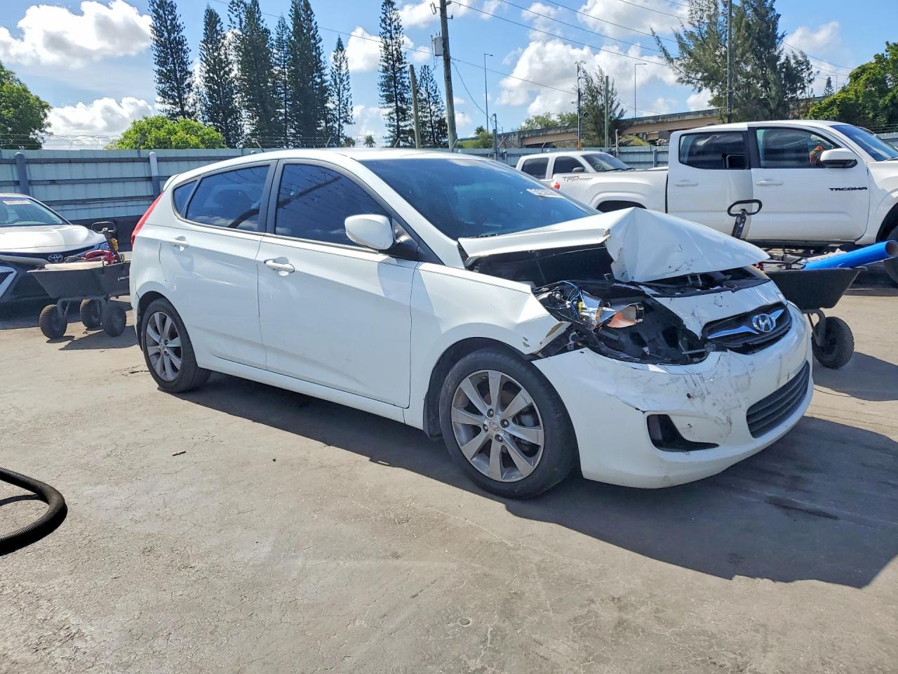 Hyundai ACCENT Se