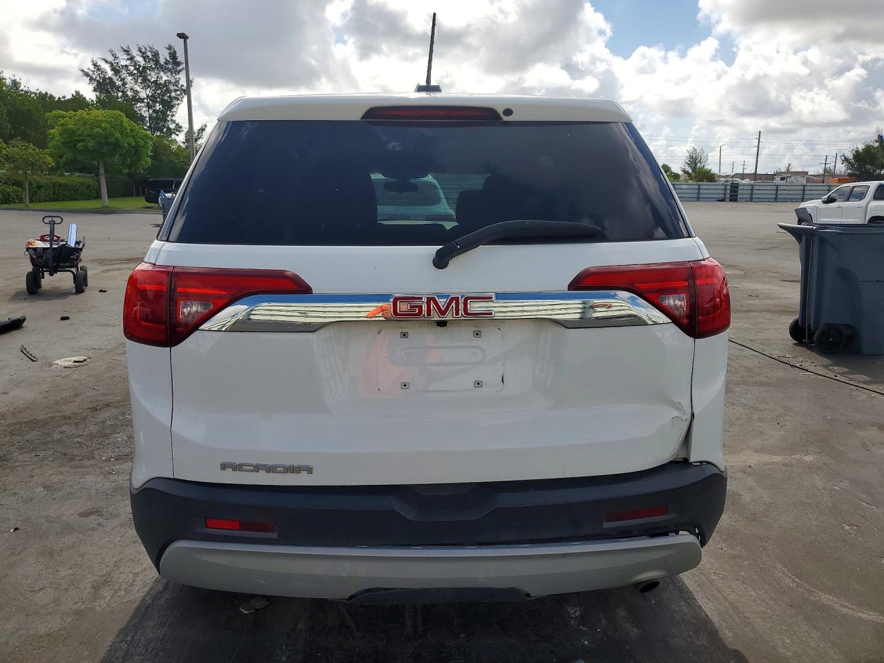 GMC Acadia Sle