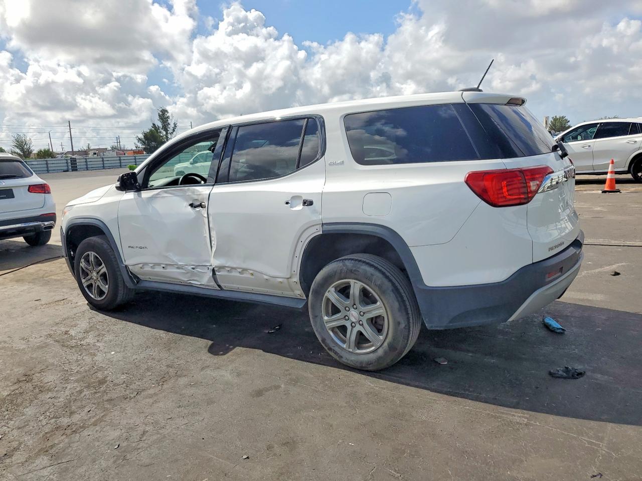 GMC Acadia Sle