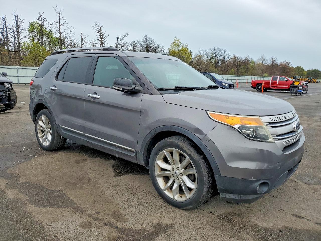 Ford Explorer Xlt