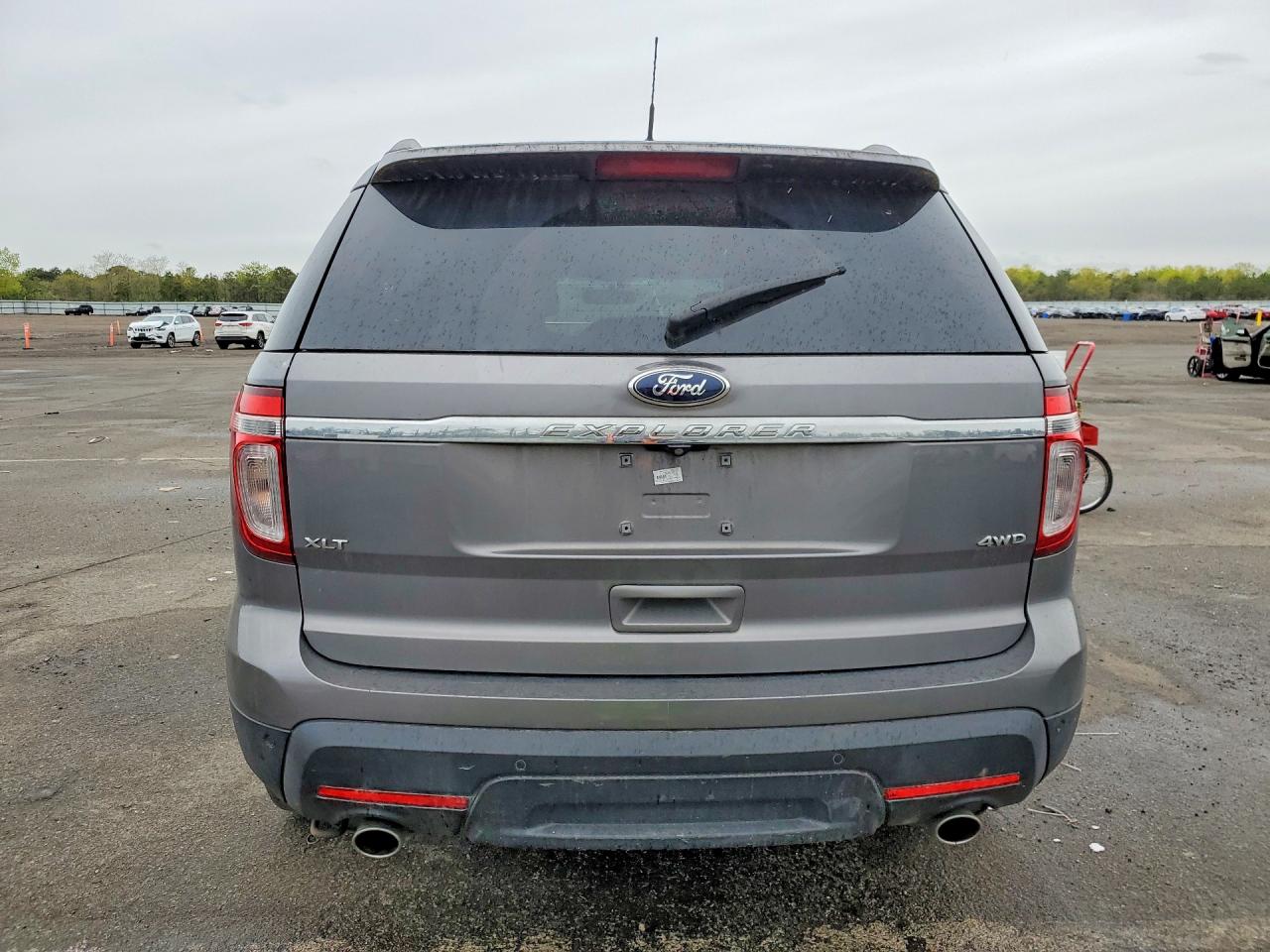 Ford Explorer Xlt