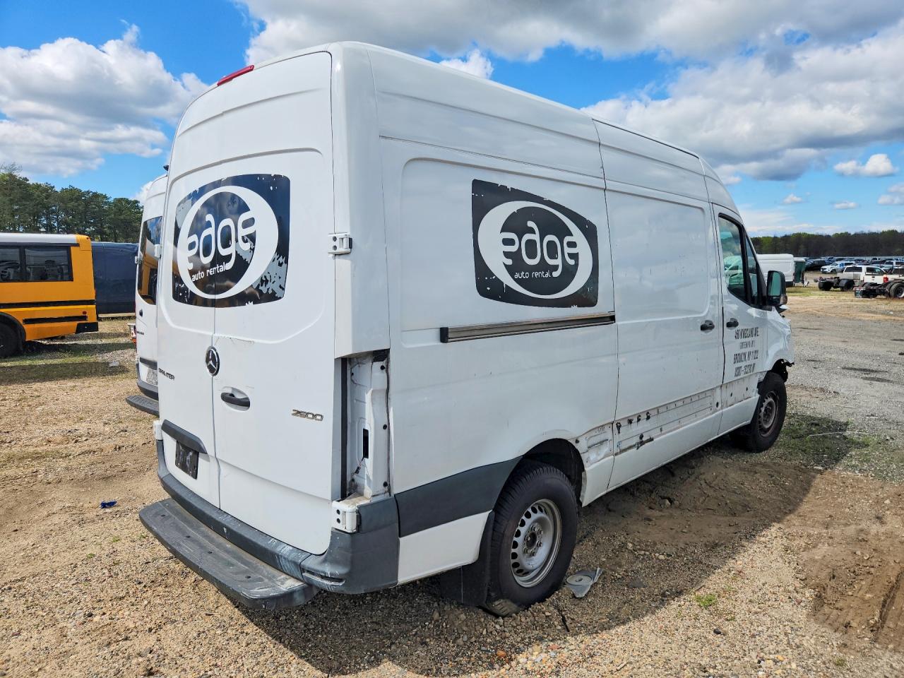 Mercedes-Benz Sprinter 2500