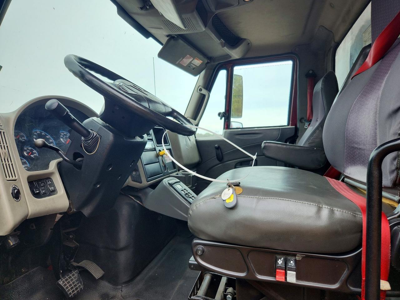 International 4300