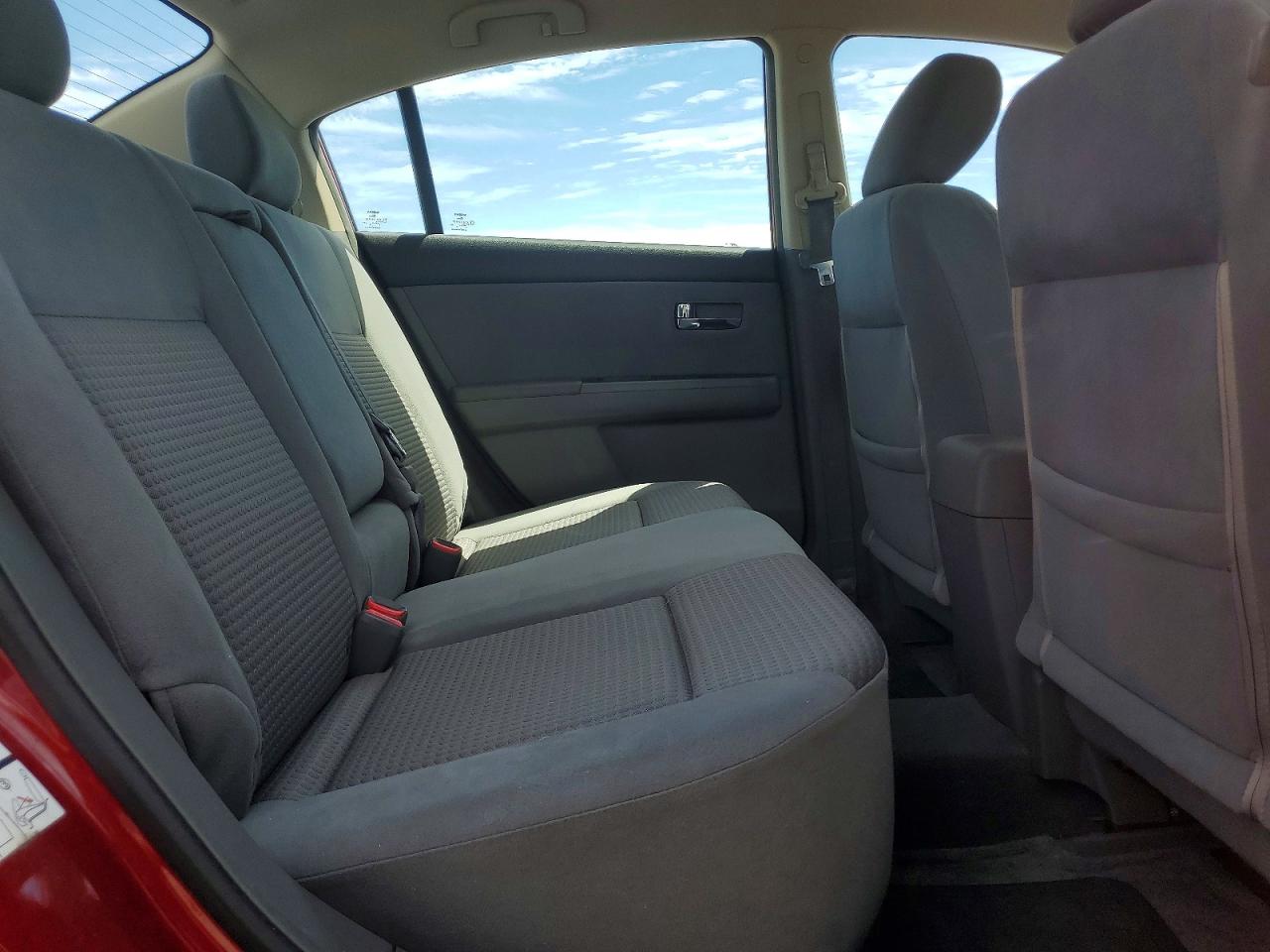 Nissan Sentra 2.0