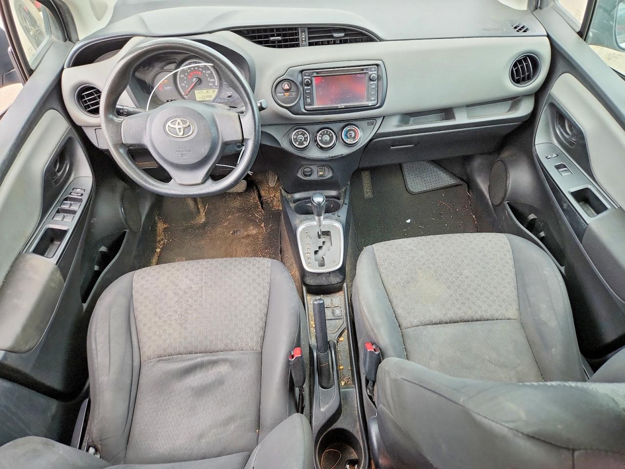Toyota Yaris 5-door L