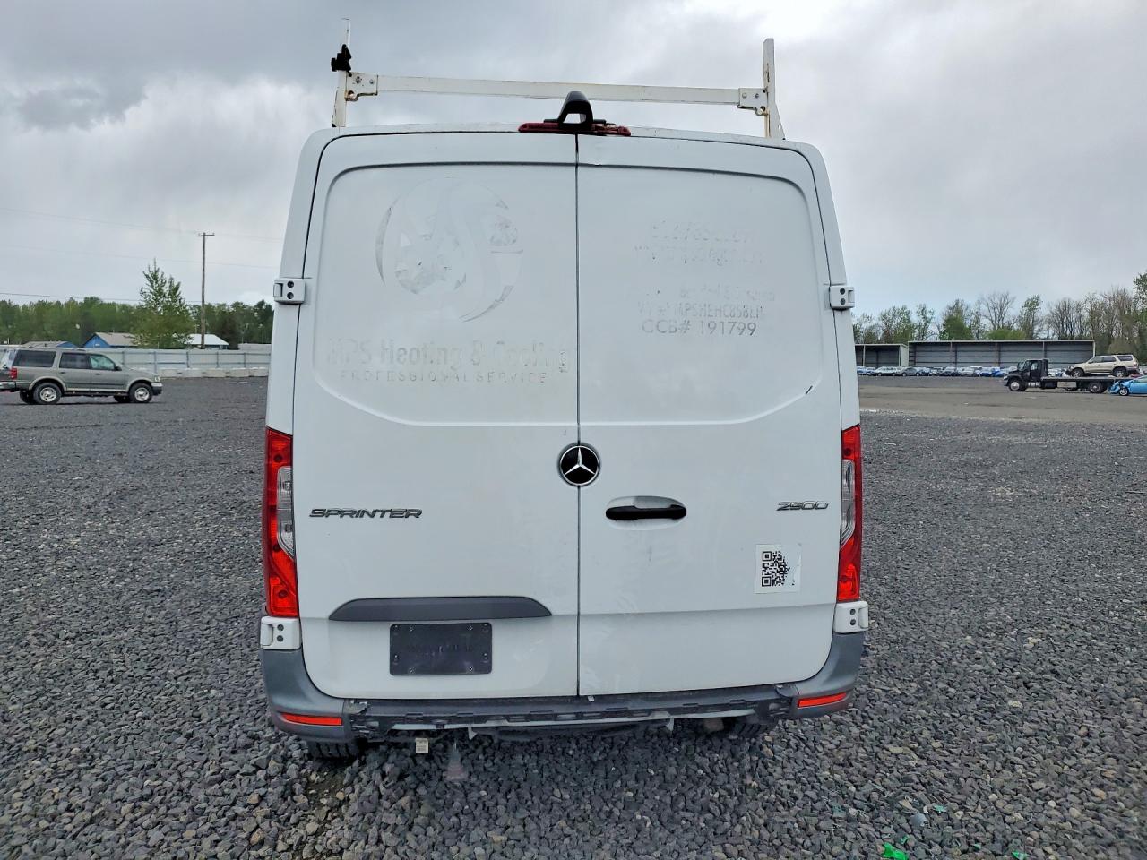 Mercedes-Benz Sprinter 2500