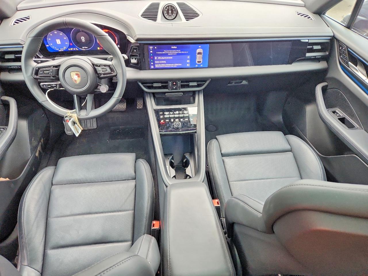 Porsche Macan 4