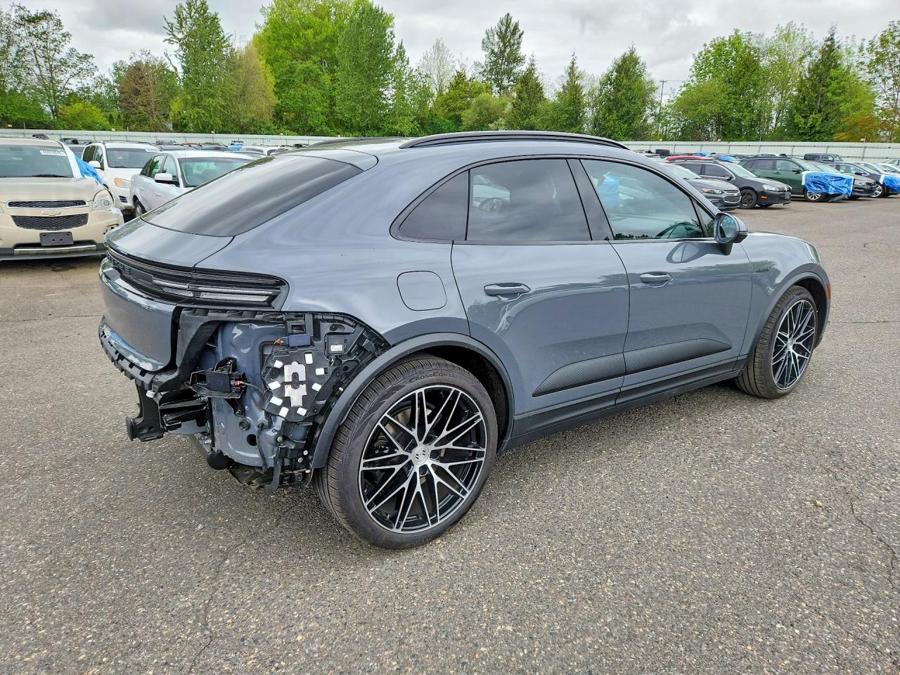 Porsche Macan 4