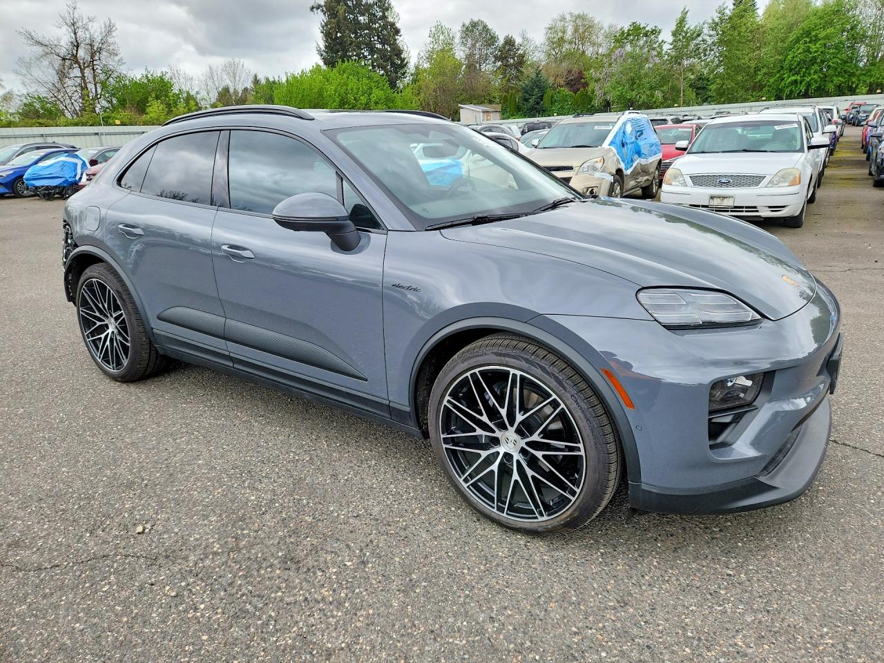 Porsche Macan 4