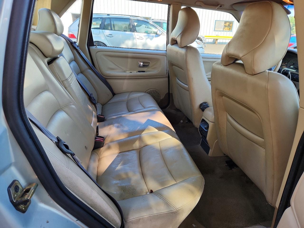 Volvo S70 Base