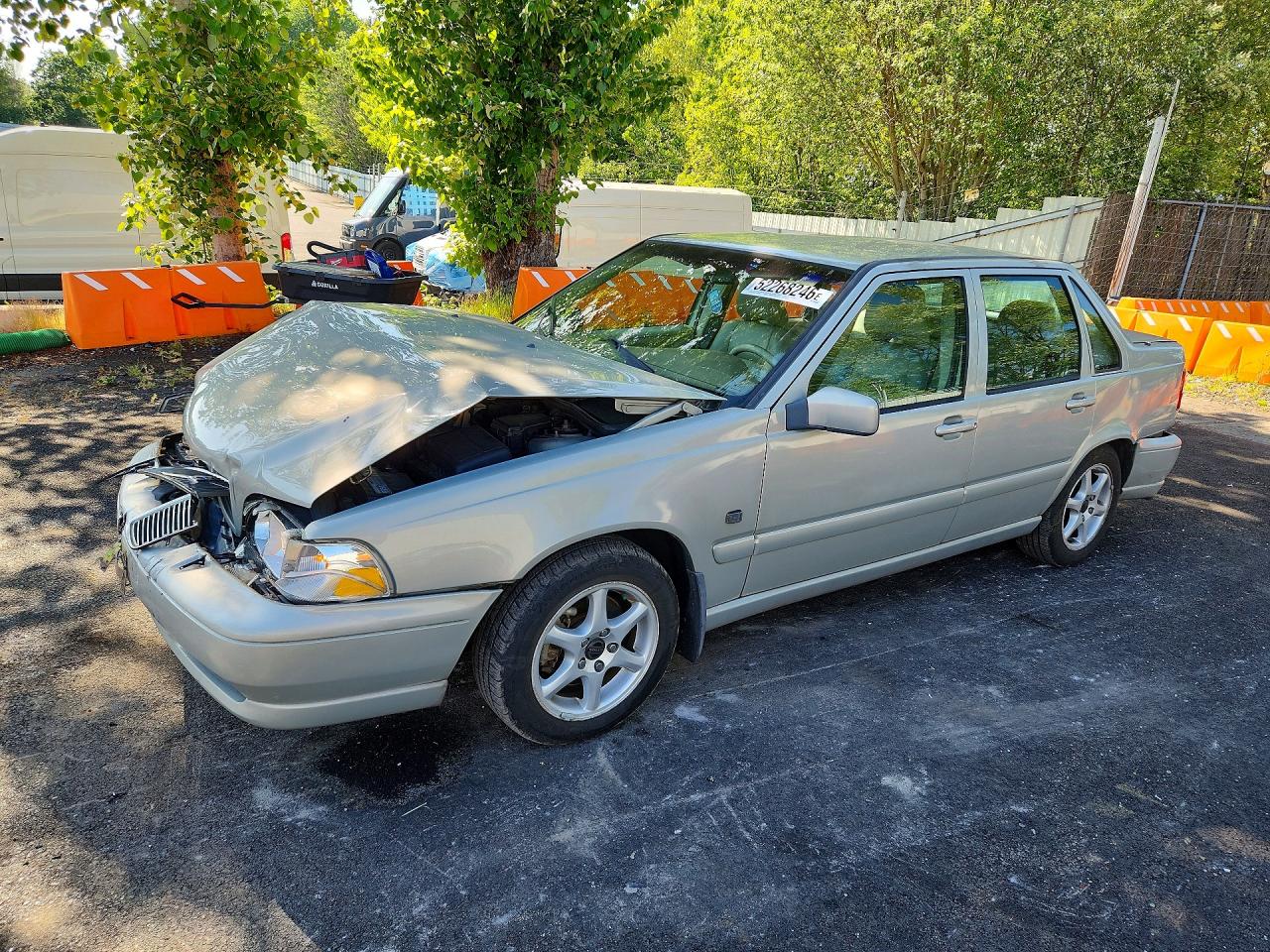 Salvage Volvo S70 Image
