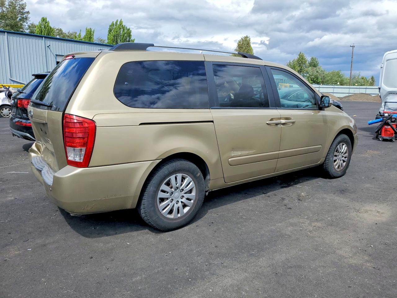 Kia Sedona Lx