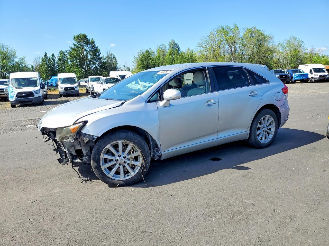 Salvage Toyota Venza Image