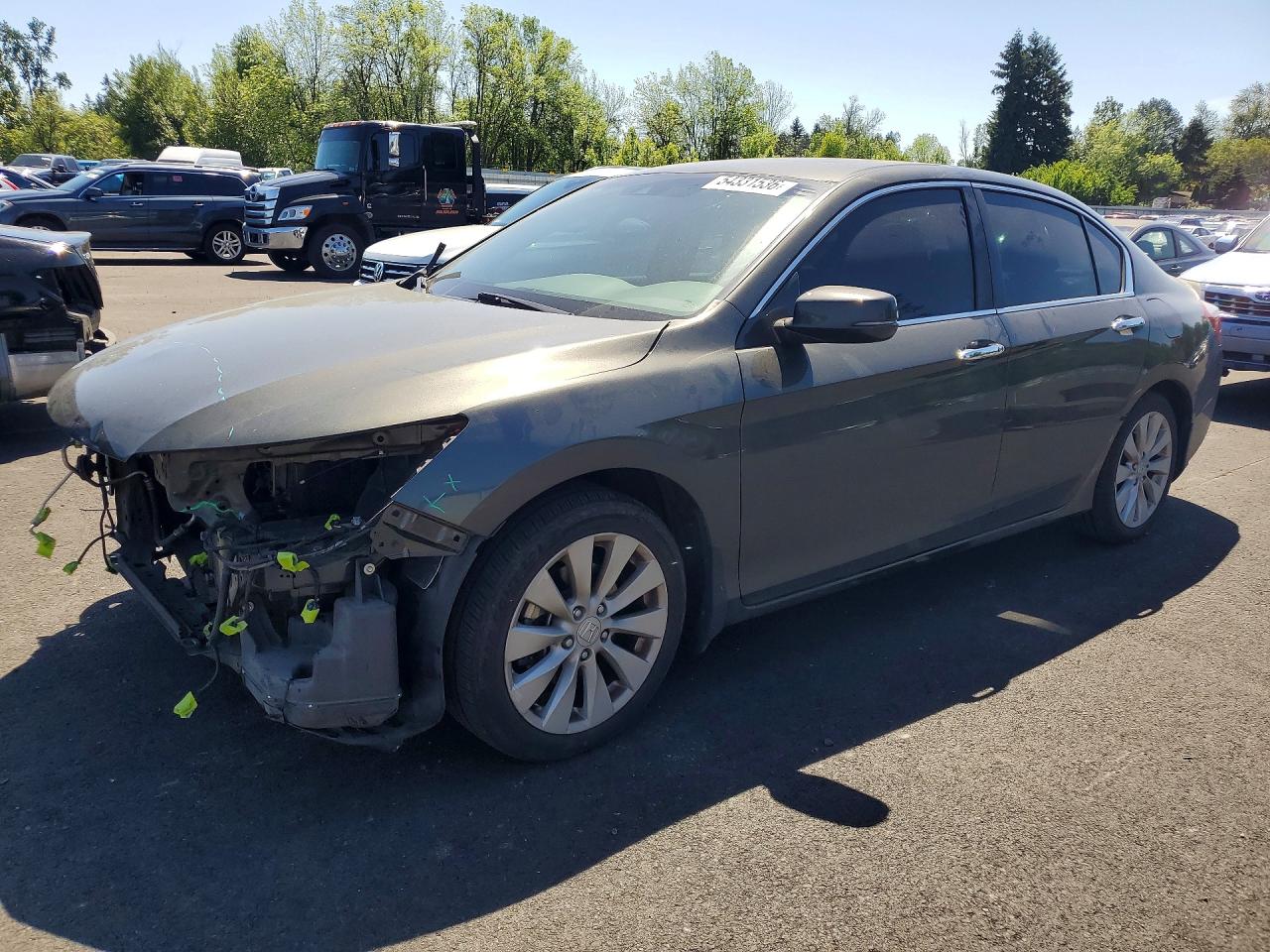 Salvage Honda Accord Image