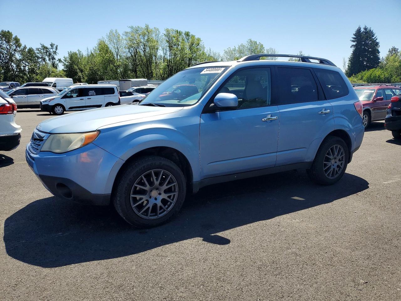 Salvage Subaru Forester Image