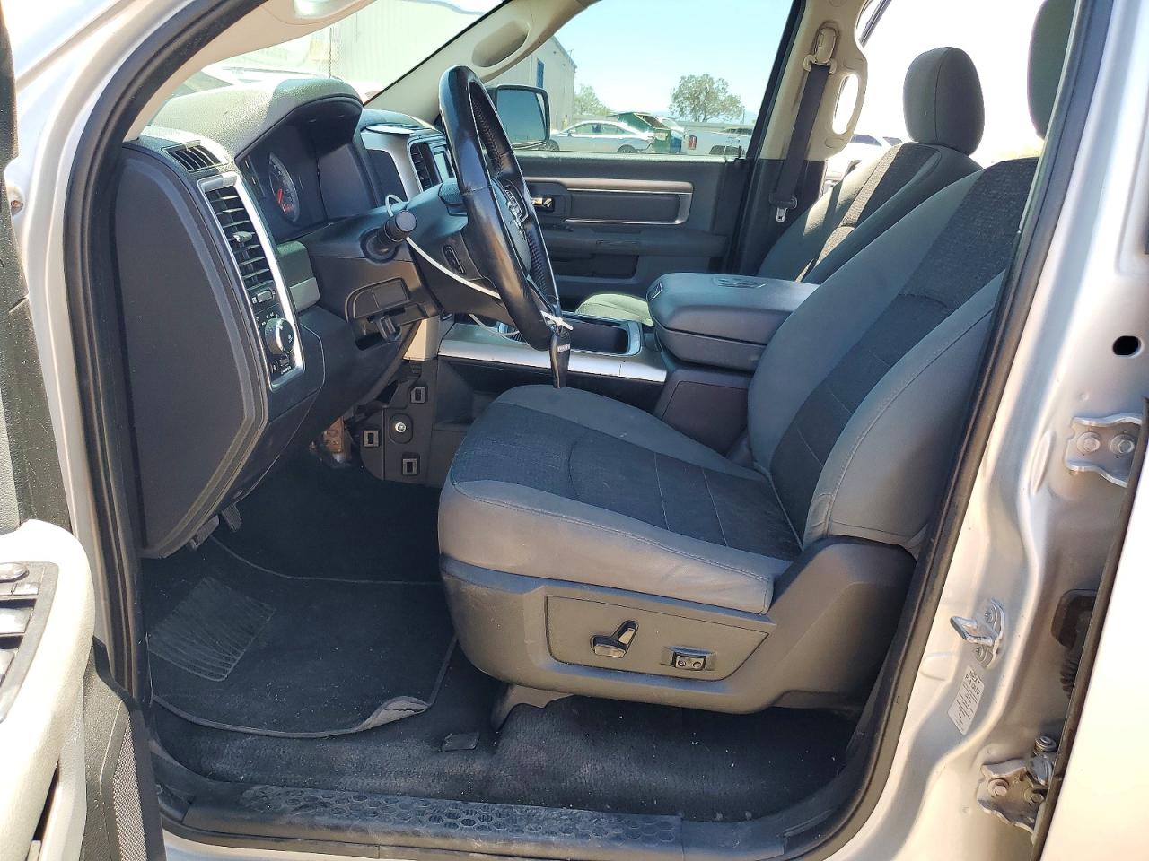 Ram 1500 Slt