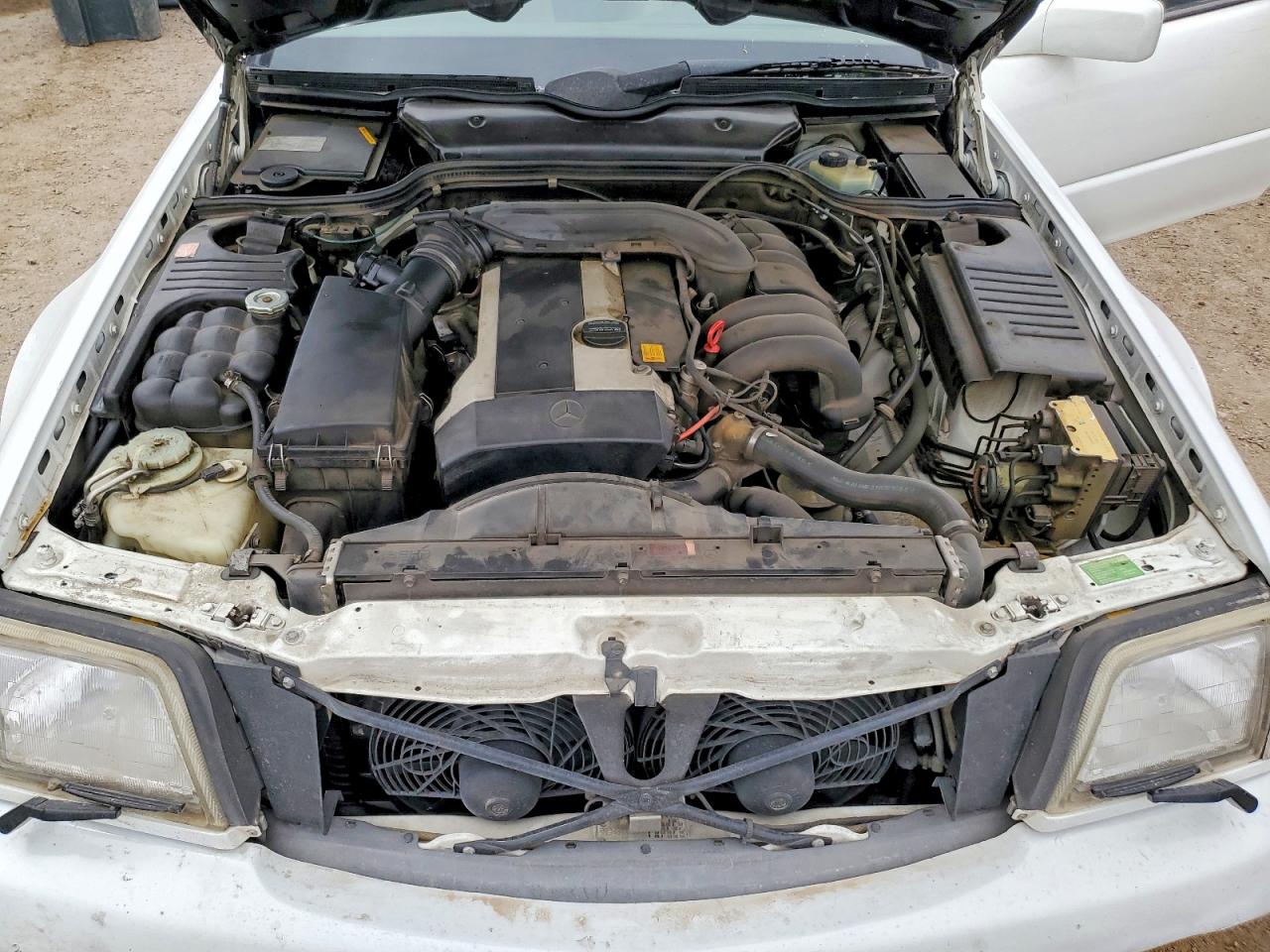 Mercedes-Benz S-Class 320