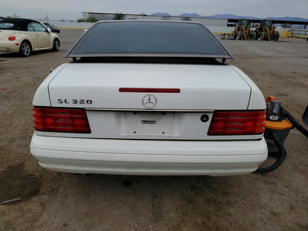 Mercedes-Benz S-Class 320