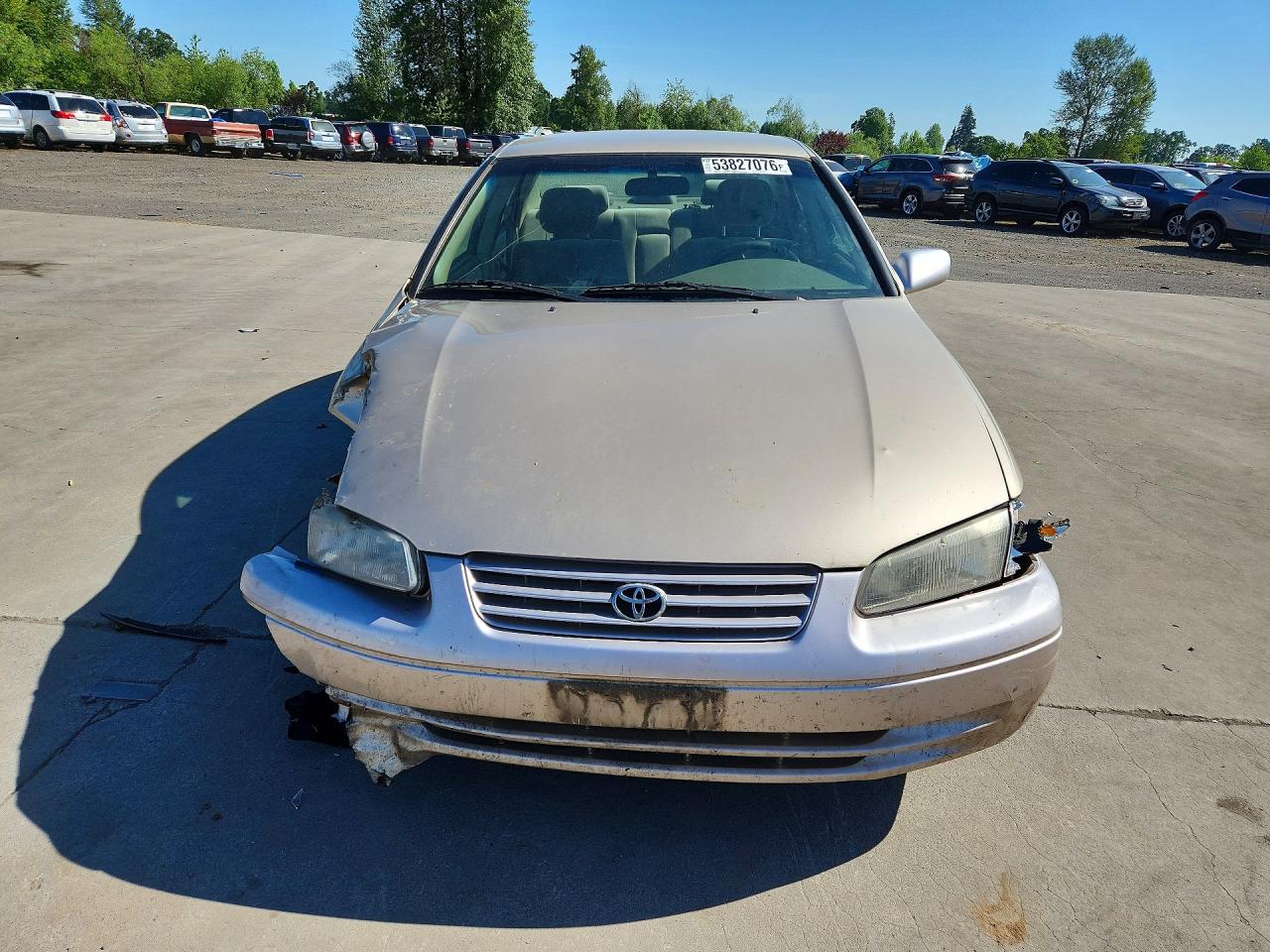 Toyota Camry Le