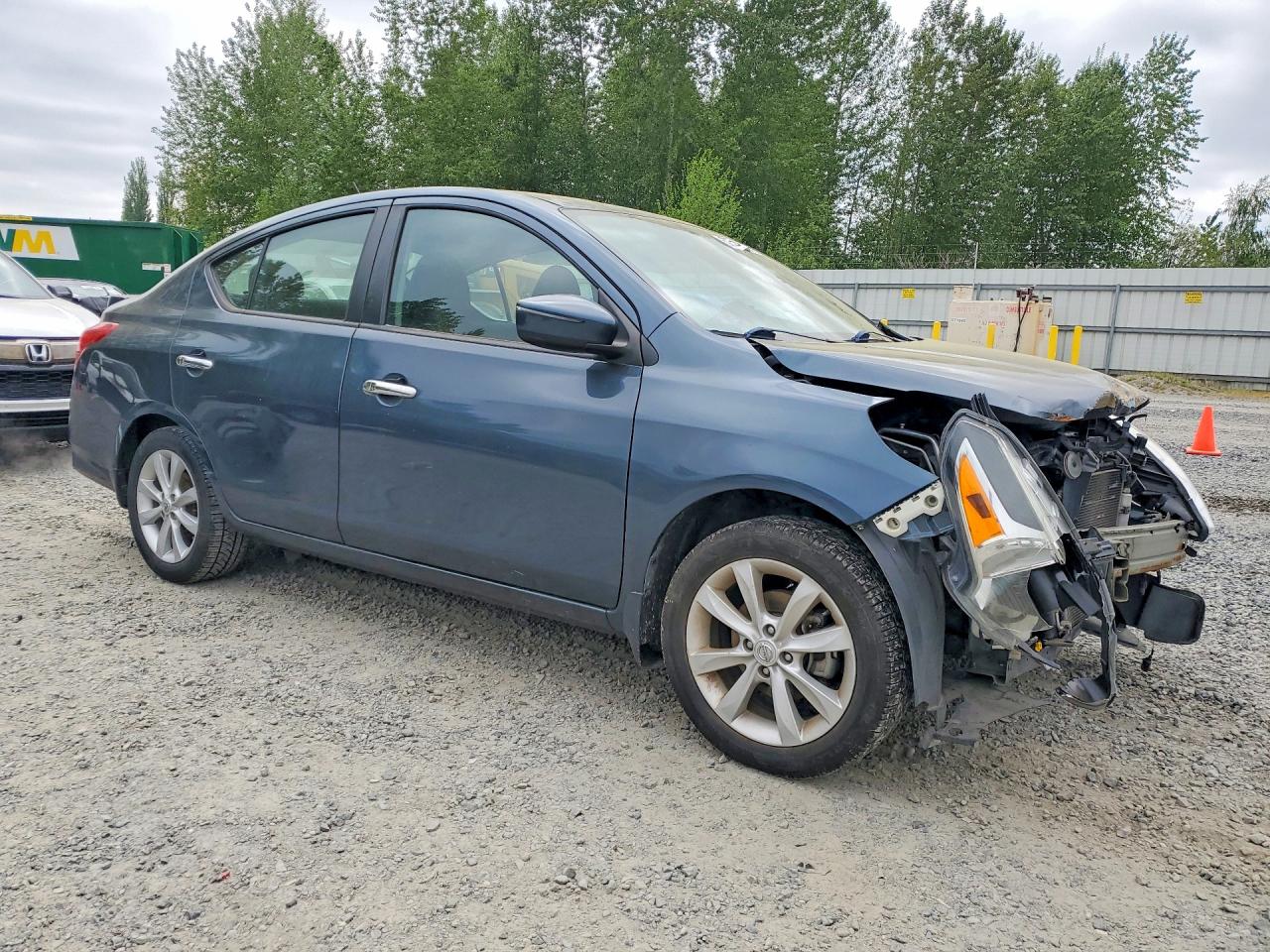 Nissan Versa 1.6 Sl