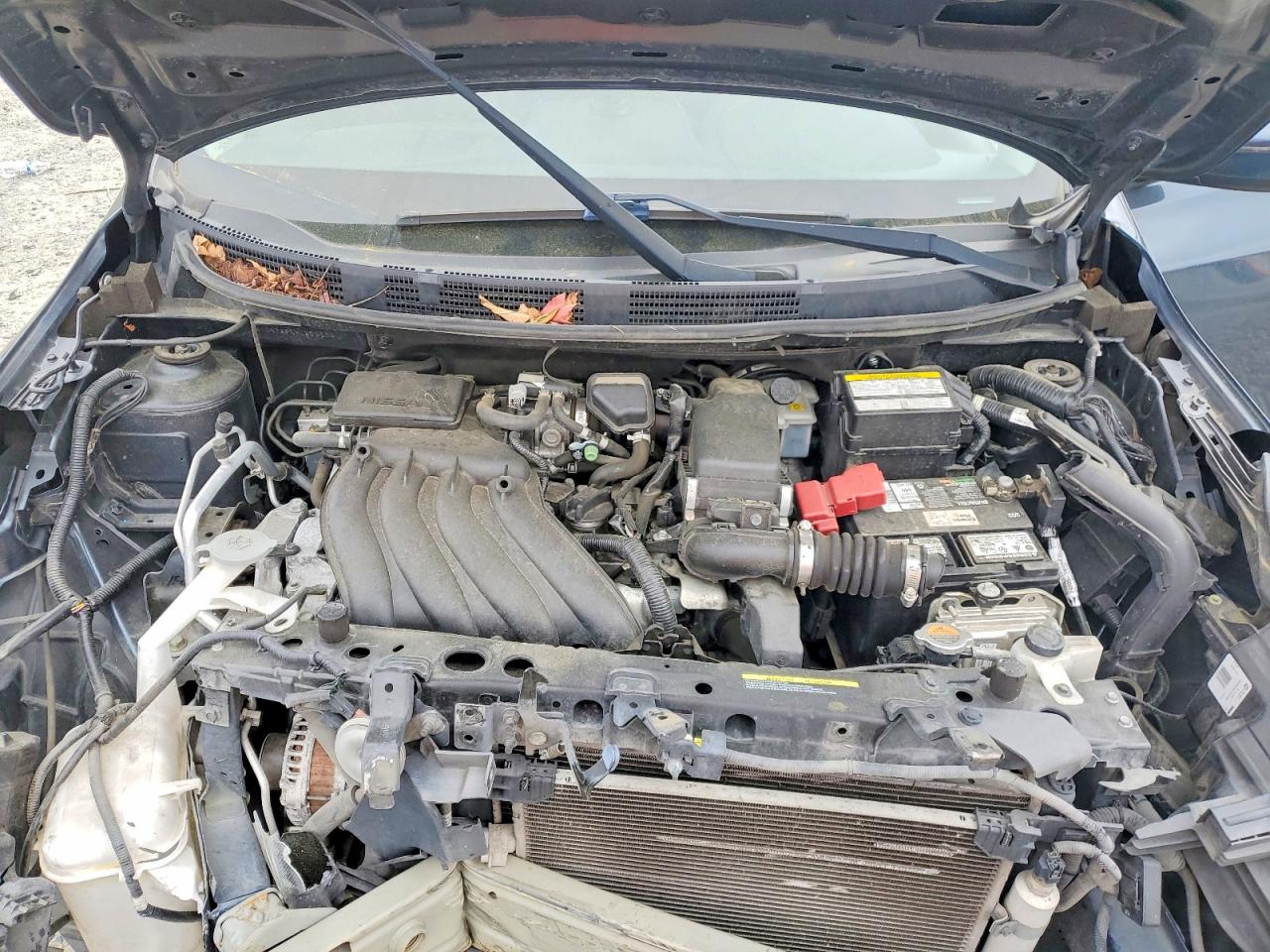 Nissan Versa 1.6 Sl