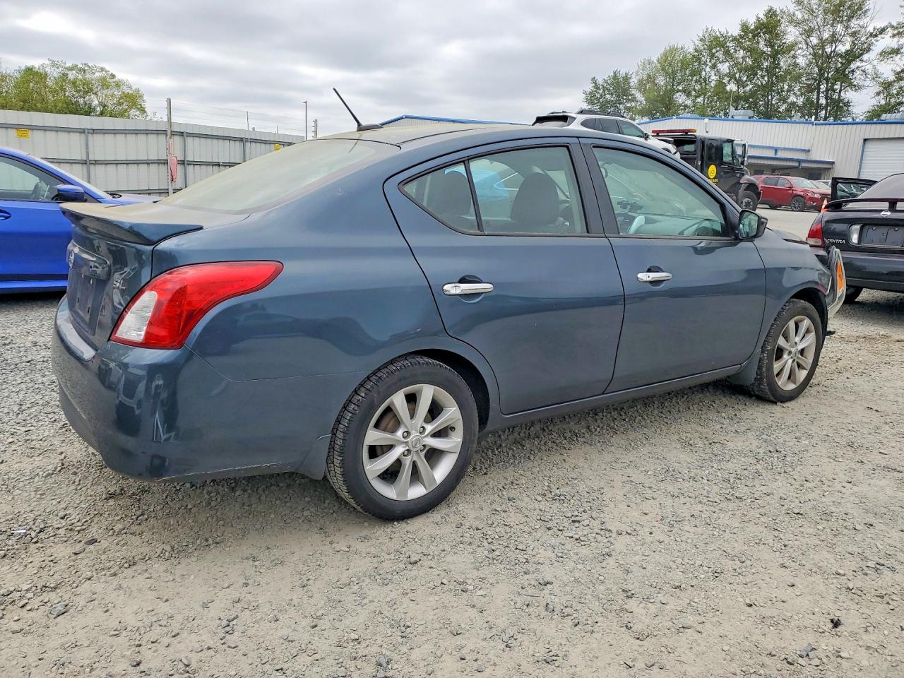 Nissan Versa 1.6 Sl