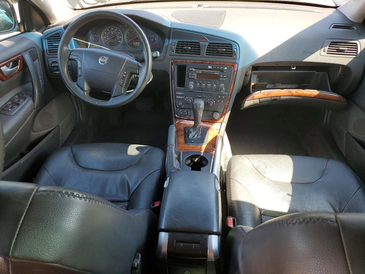 Volvo XC70