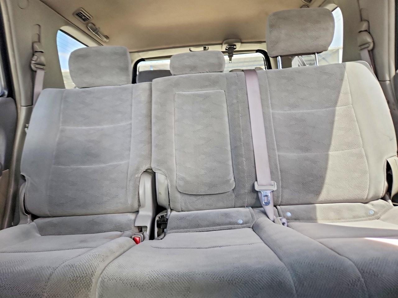 Toyota Sequoia Sr5
