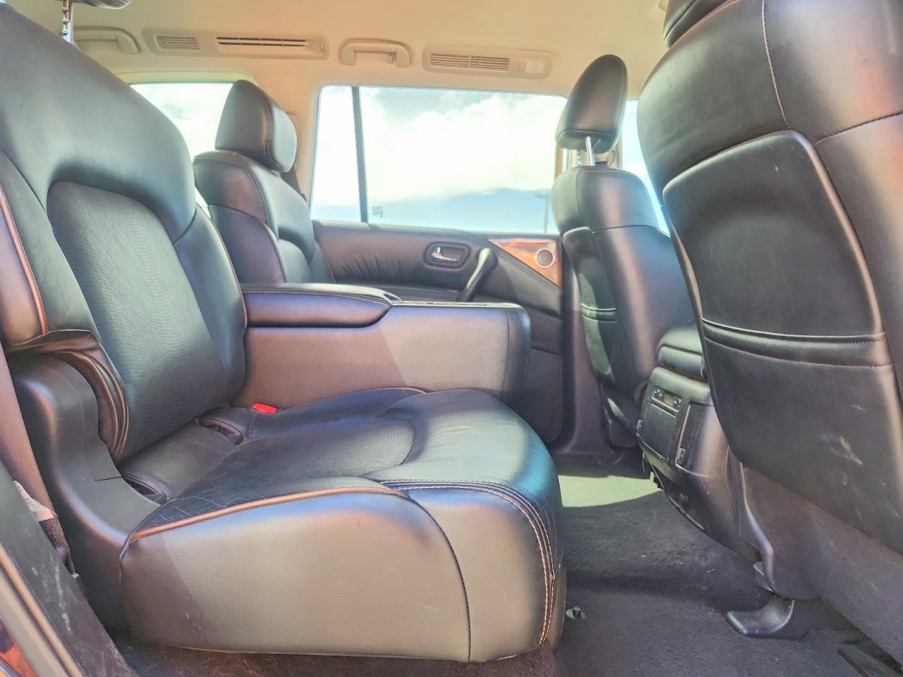 Nissan Armada Sl