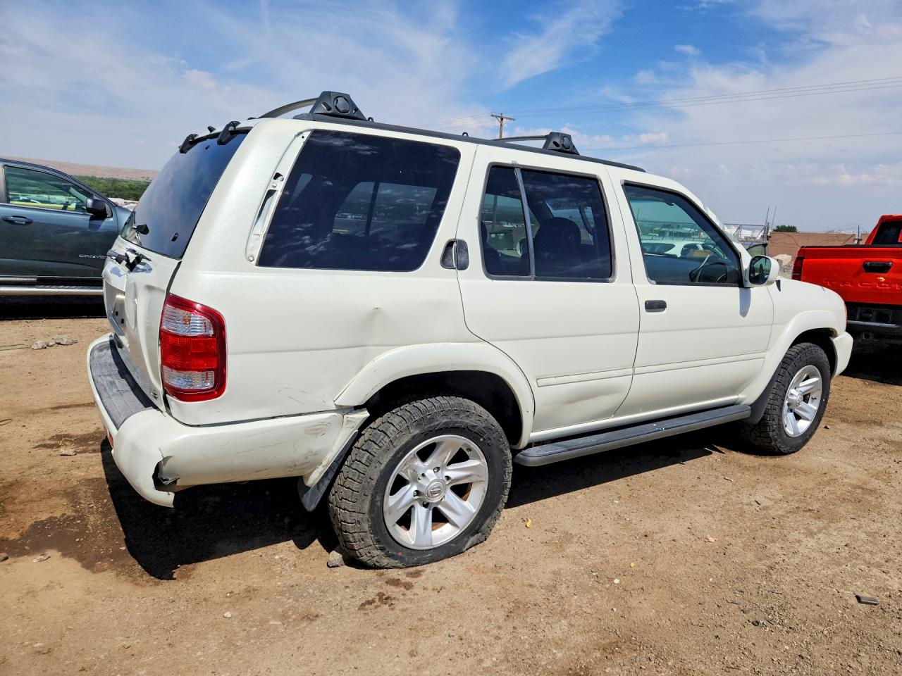 Nissan Pathfinder Se