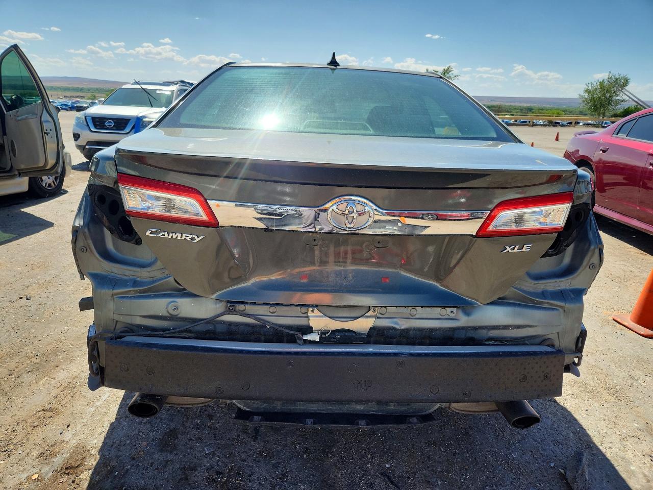 Toyota Camry Xle V6