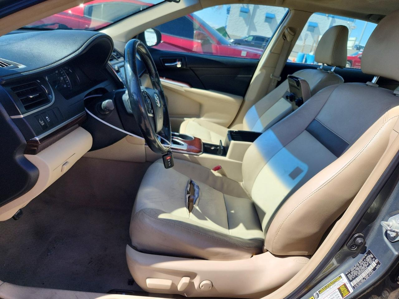 Toyota Camry Xle V6