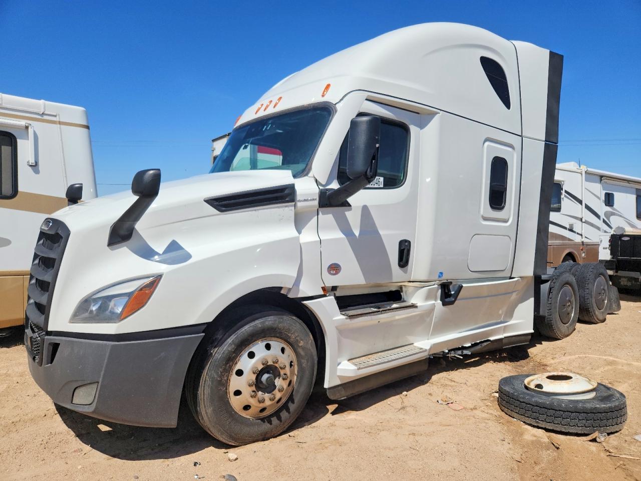 Freightliner Cascadia 126