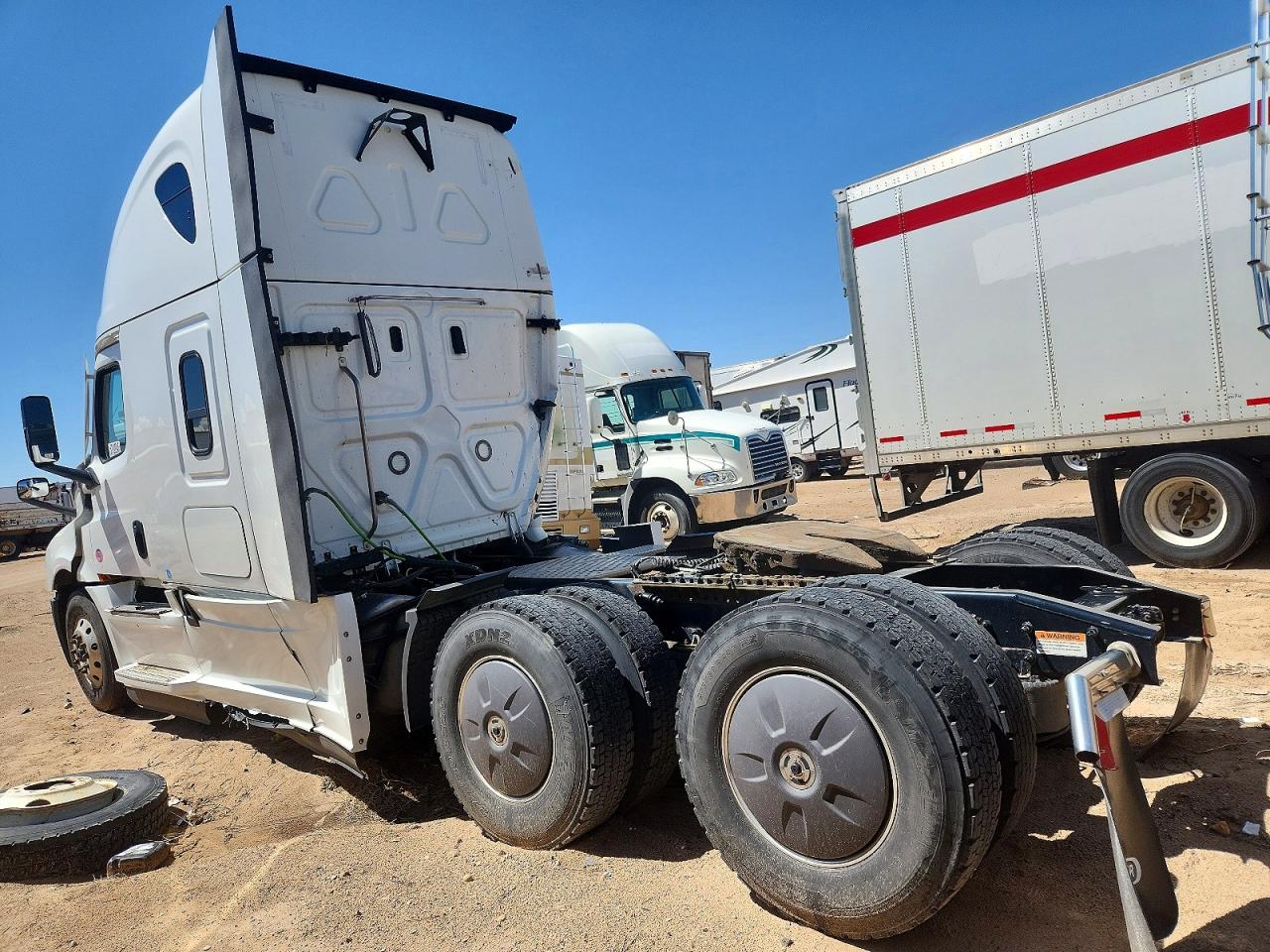 Freightliner Cascadia 126