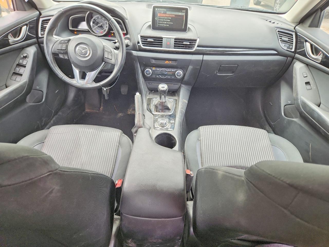 Mazda 3 Touring