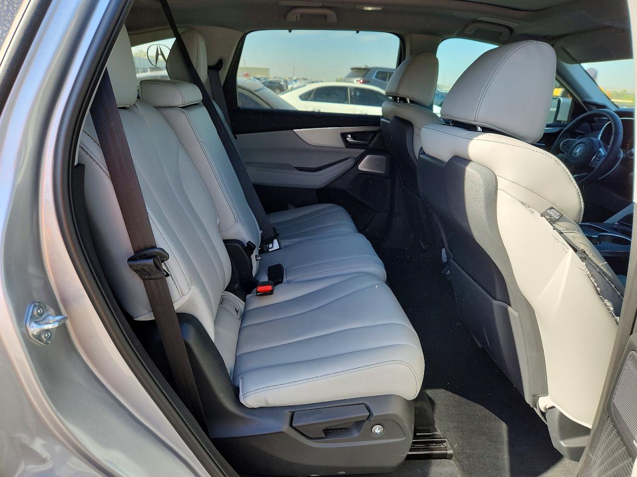 Acura MDX Technology